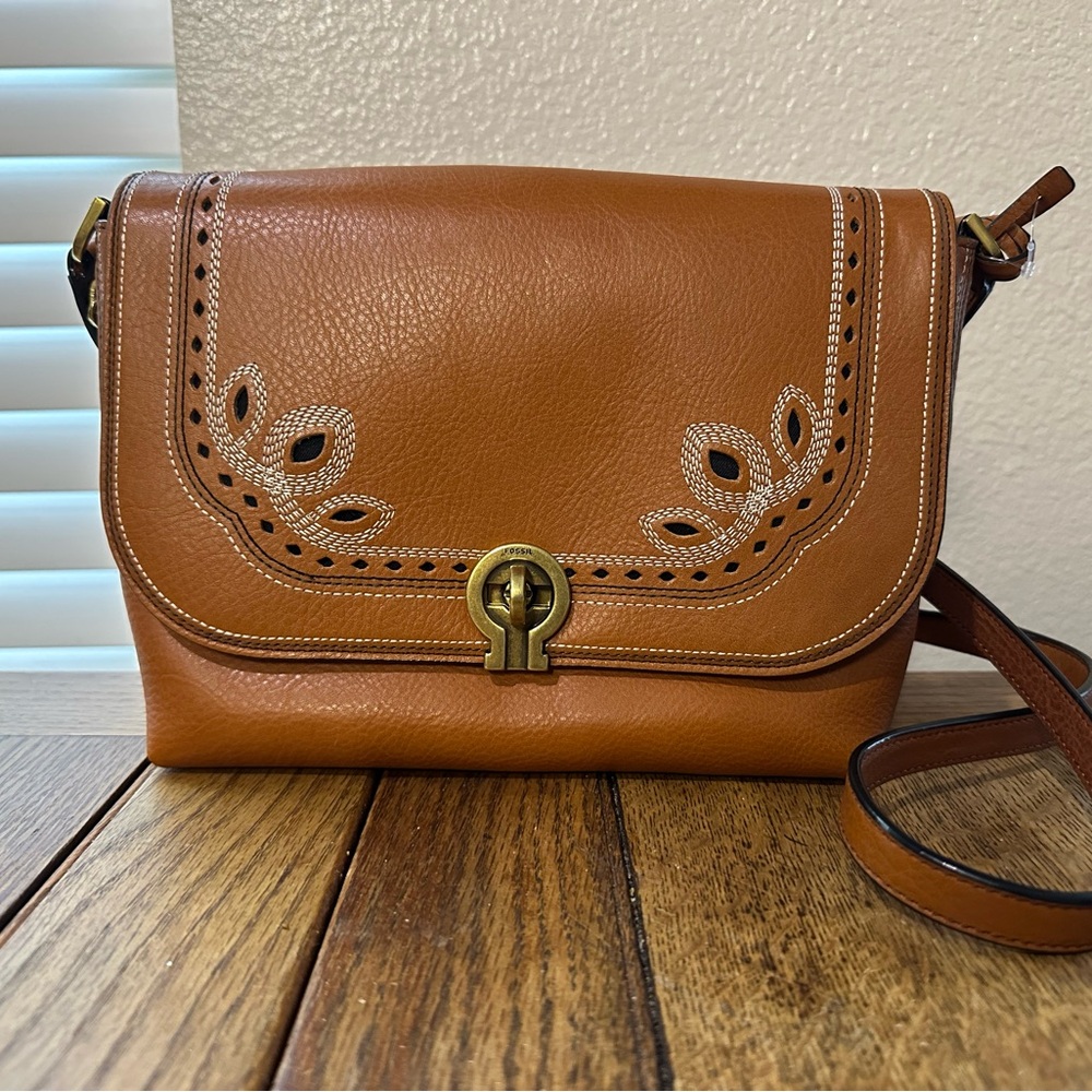 NWT Fossil Maya Brown Leather Crossbody Bag with Western Stitching
